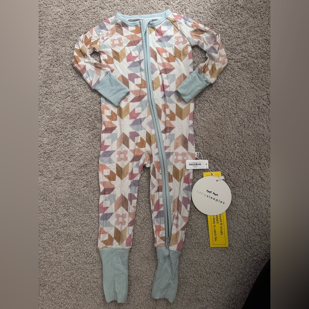 Little Sleepies Kids One Piece - Pastel quilt pattern